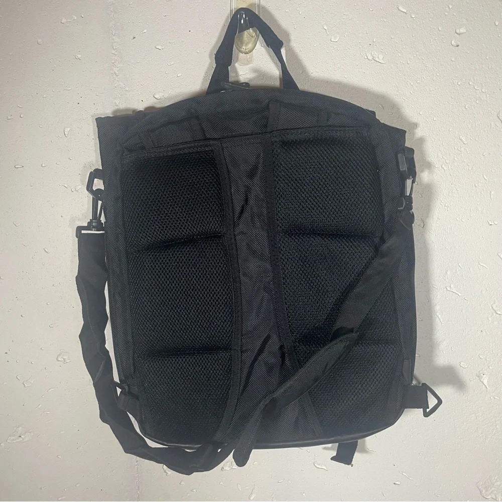 Solaire laptop backpack